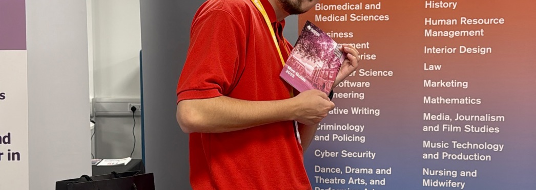 61F0E3AA 9ADE 443F A956 A7050CC98309